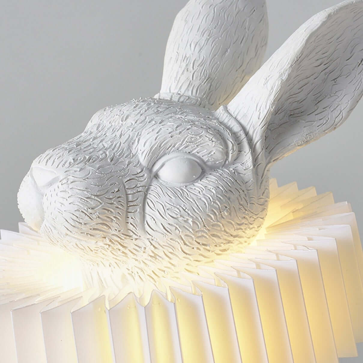 Playful bunny design lamp for home décor