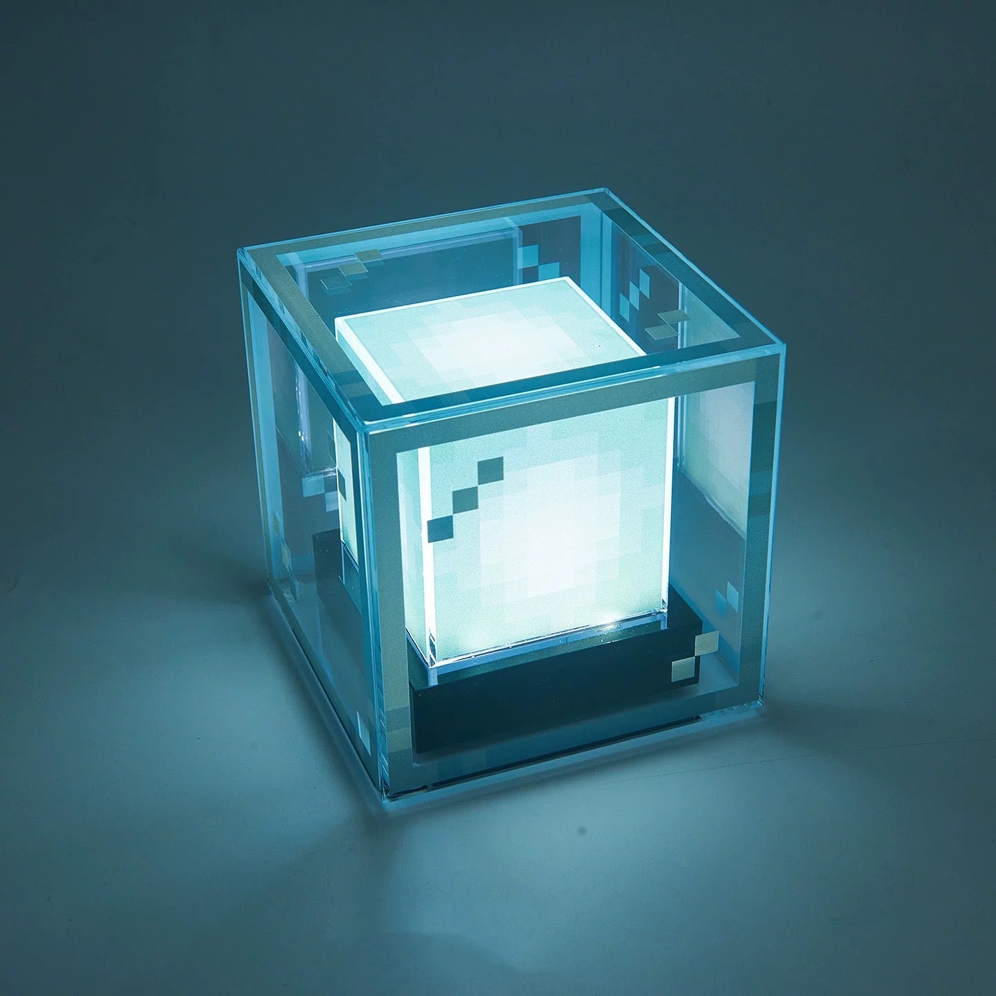 Minecraft Beacon RGB Night Light | Pixel Style Rechargeable Lamp