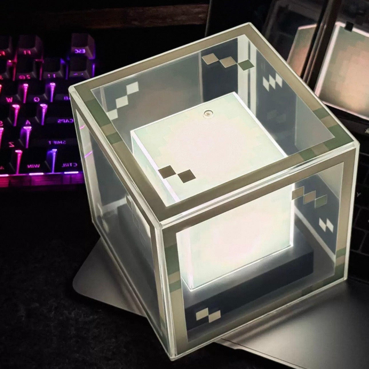 Minecraft Beacon RGB Night Light | Pixel Style Rechargeable Lamp