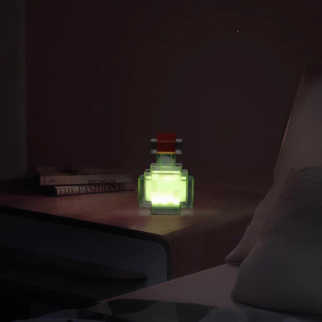 ✨ Minecraft Potion Bottle Lamp – Color-Changing LED Night Light
