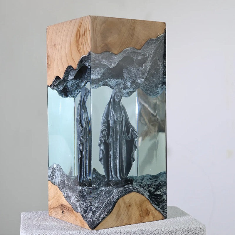 Holy Mary Resin Art Lamp – Wooden Night Light Home Blessing