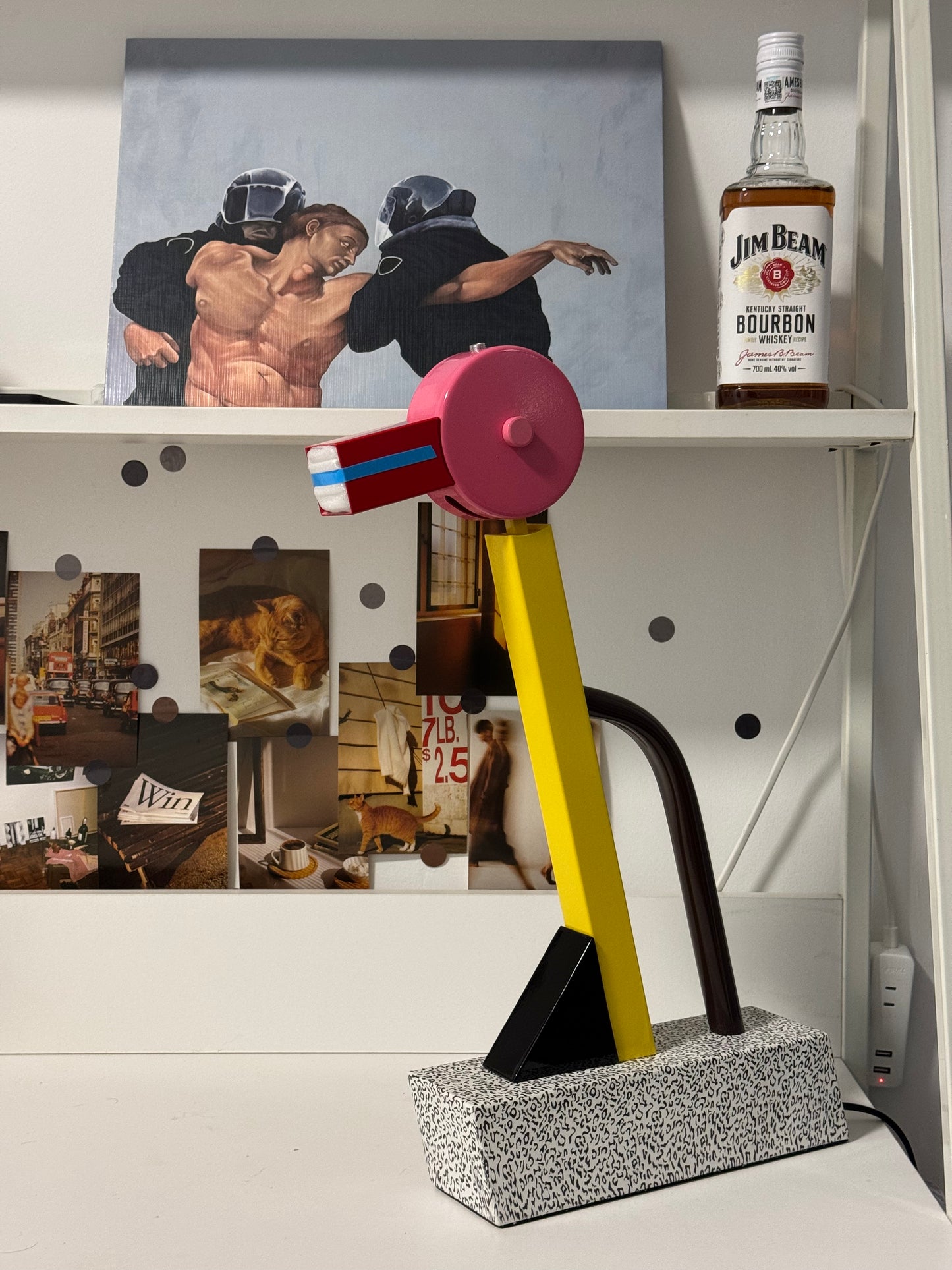 Memphis Bird Table Lamp – Artistic Italian Designer Light