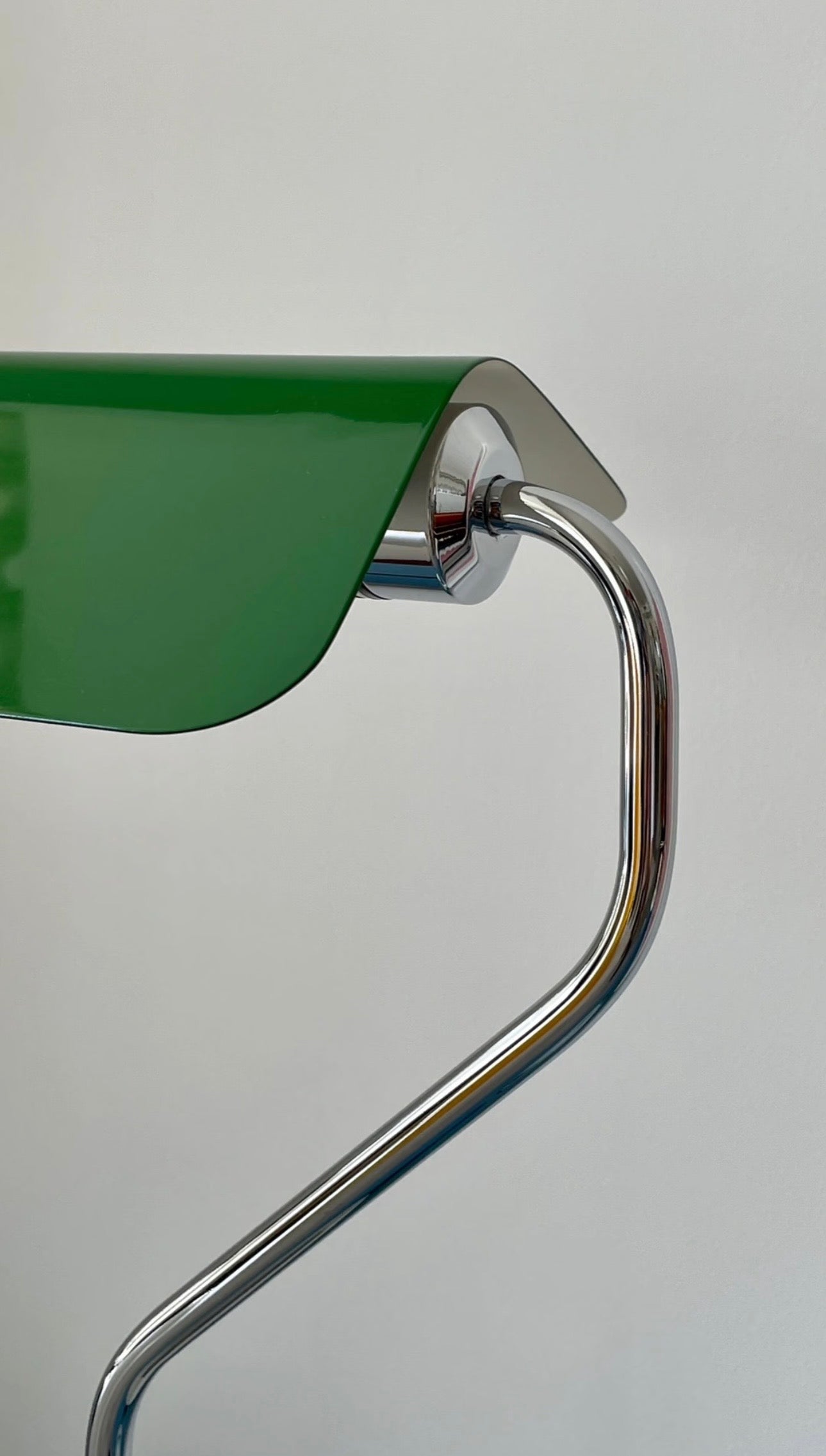 Bauhaus Halo Table Lamp – Modern Colorful Statement Lighting | Lumiosa