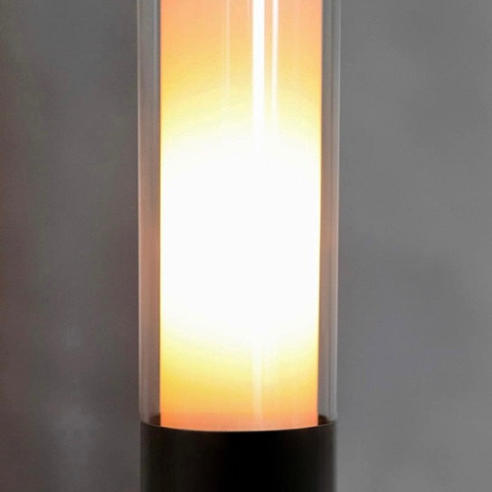 Cordless rechargeable LED candle table lamp with warm 3000K lighting