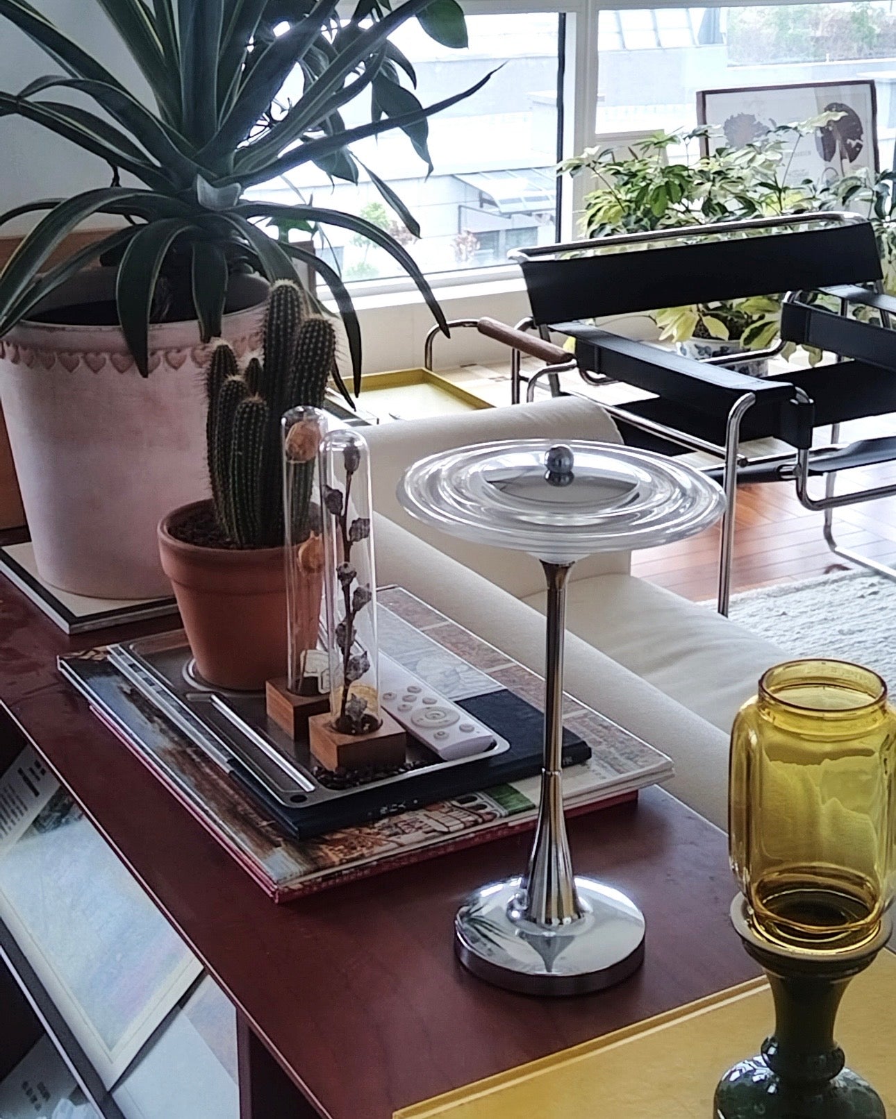 Modern UFO Cordless Touch Table Lamp - Chrome Metal Rechargeable Night Light, 3 Color Modes & Stepless Dimming for Bedroom, Bar, and Office