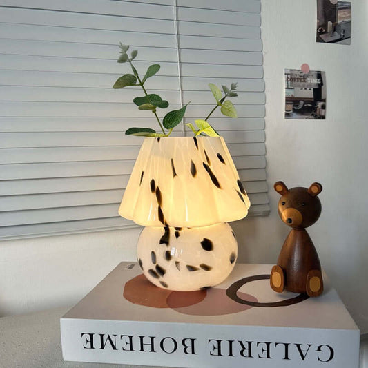 USB plug-in retro table lamp