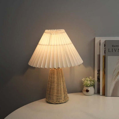Nordic Pleated Night Lamp – Vintage Bedside Table Light