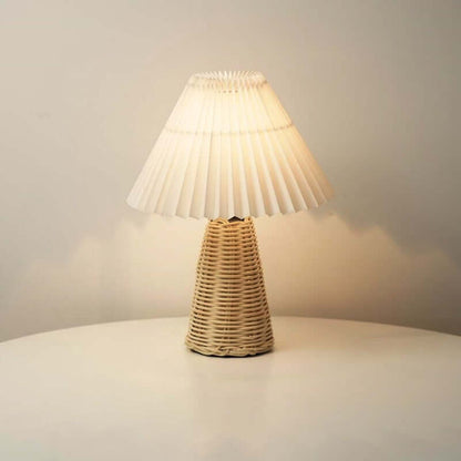 Nordic Pleated Night Lamp – Vintage Bedside Table Light