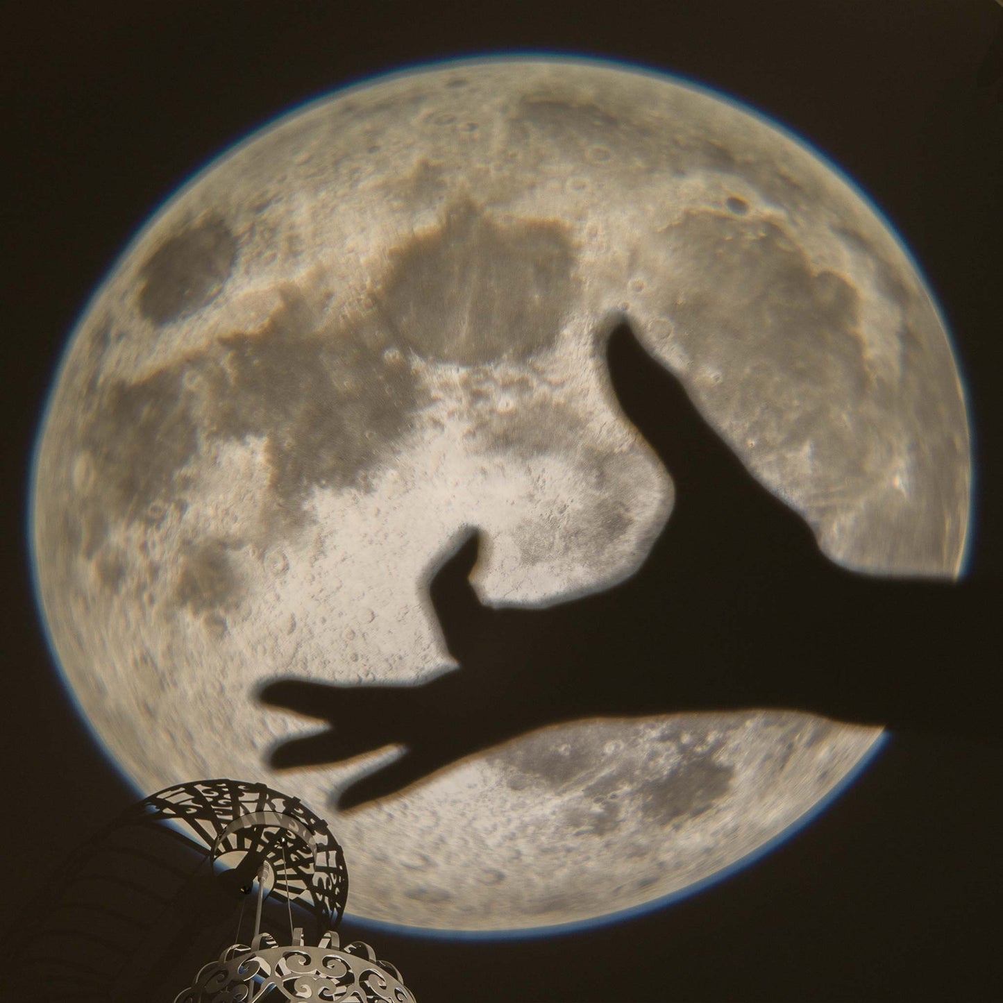 Moon projector