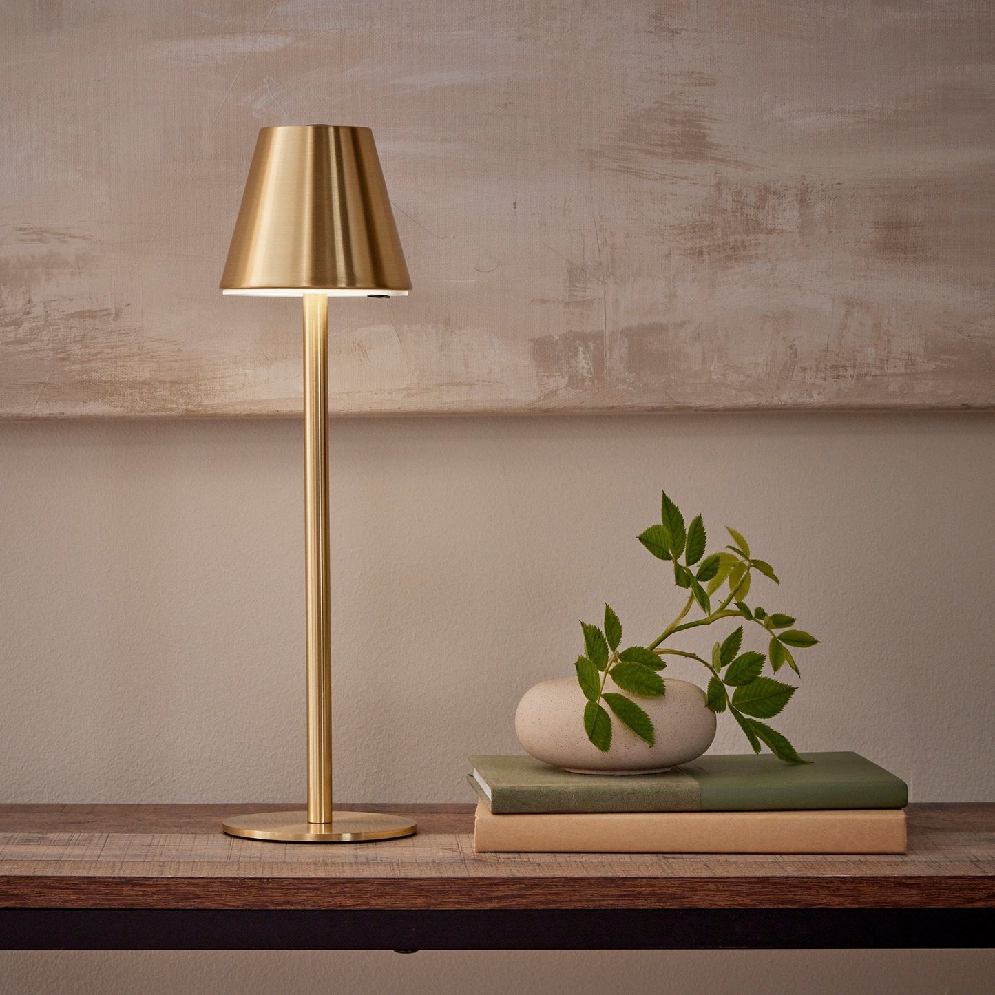 Modern LED Table Lamp with stepless dimming and Type-C charging